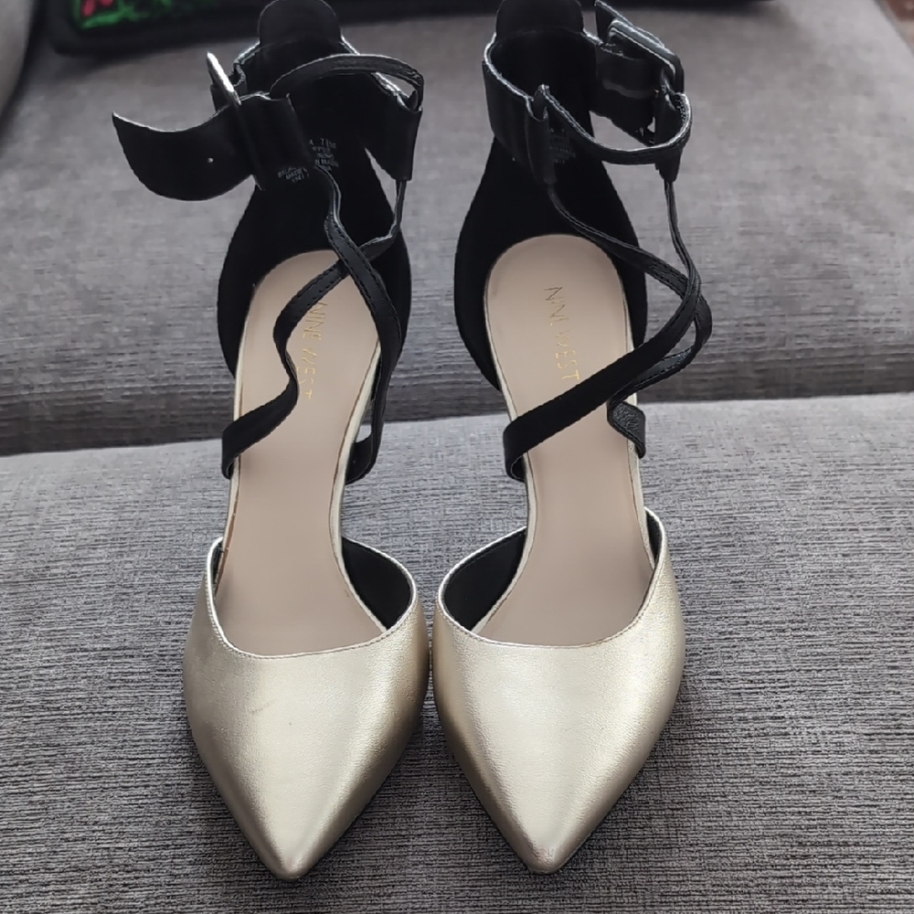Nine West Black and Gold Heels